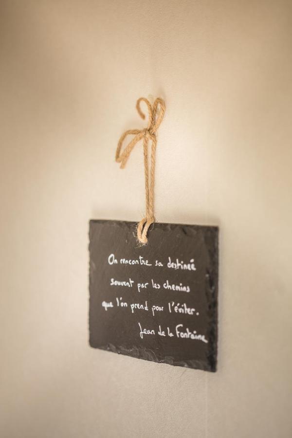 Entre Canal Et Vignes Bed and Breakfast Escolives-Sainte-Camille Buitenkant foto