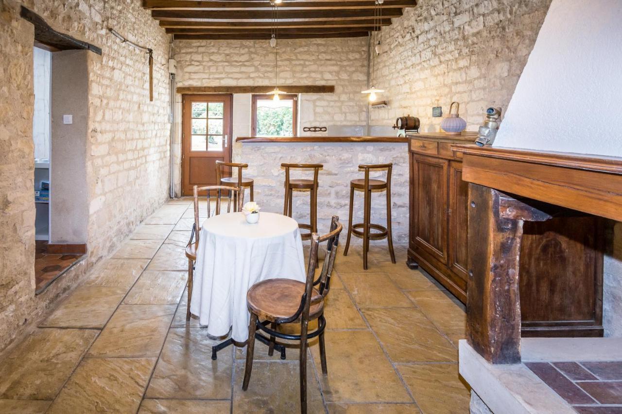 Entre Canal Et Vignes Bed and Breakfast Escolives-Sainte-Camille Buitenkant foto